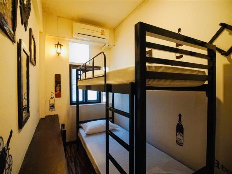 Yha Bangkok Airport Hostel Bang Phli Luaran gambar