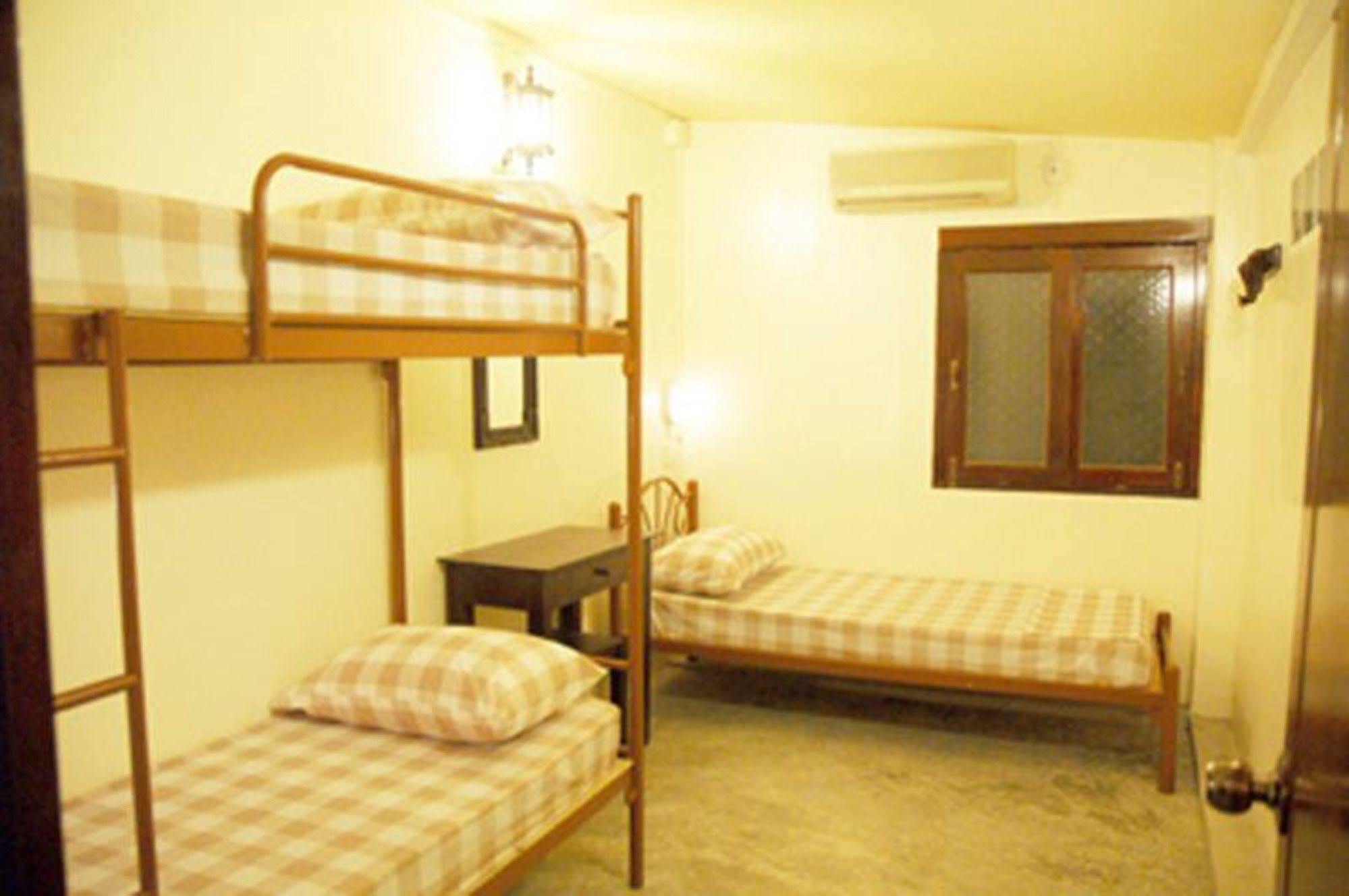 Yha Bangkok Airport Hostel Bang Phli Luaran gambar