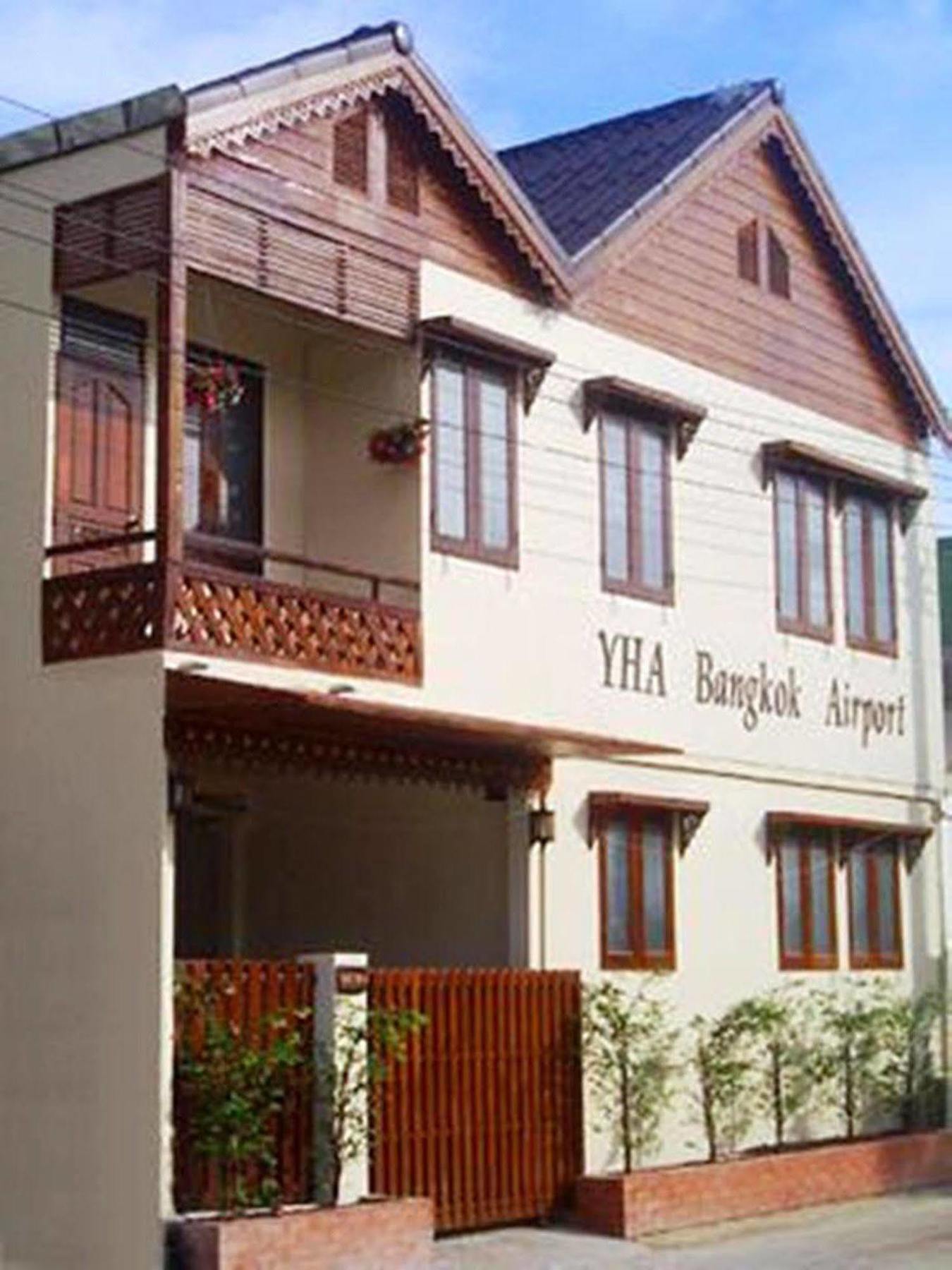 Yha Bangkok Airport Hostel Bang Phli Luaran gambar